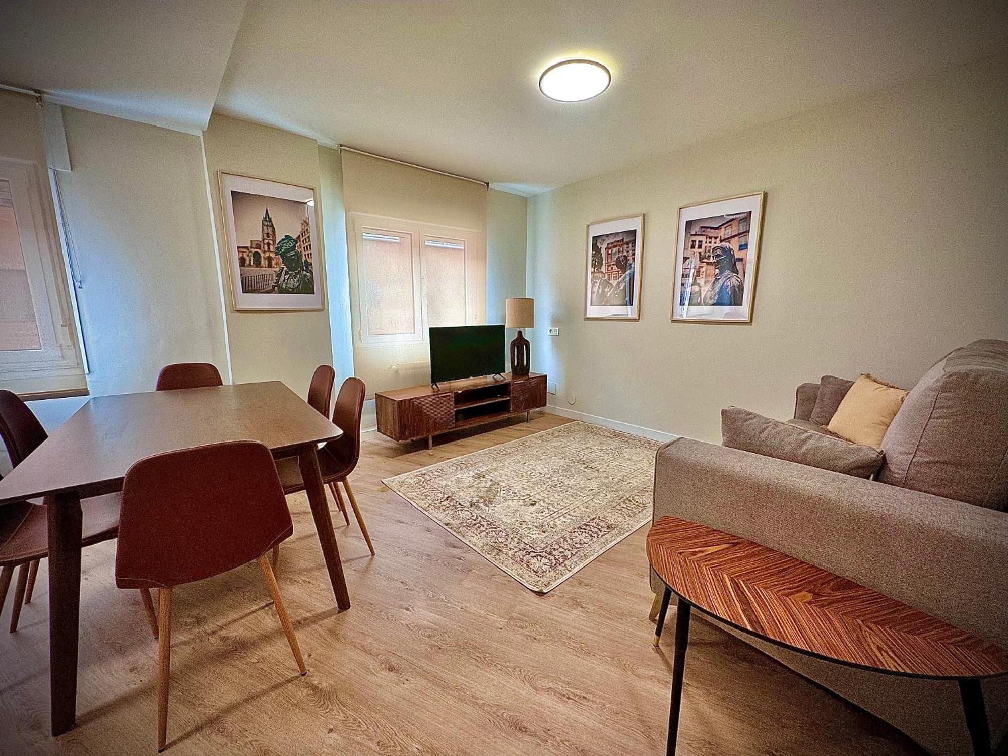 Ferienwohnung Bellavetusta Postigo Oviédo Exterior foto
